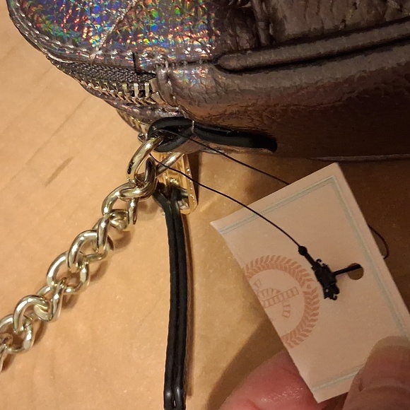 Juicy Couture NWT's Bag W/ Chanel Keychain - Picture 15 of 15